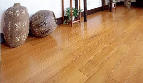 哪幾種木地板能用水性地板漆翻新？